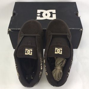 DC Character Dark Chocolate & Gum Youth 3.5 NIB